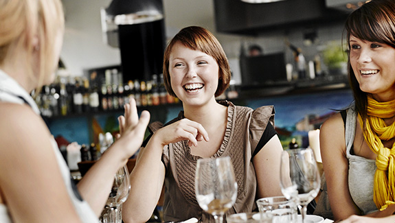 woman-walking-down-city-street-understanding-a-colostomy